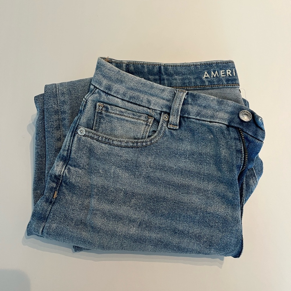 CCO LOW PRICE!! American Eagle Curvy Mom jeans